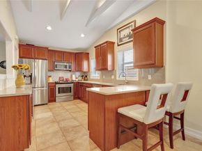 720 NE 17TH Te, Fort Lauderdale FL 33304