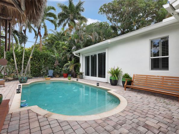 720 NE 17TH Te, Fort Lauderdale FL 33304