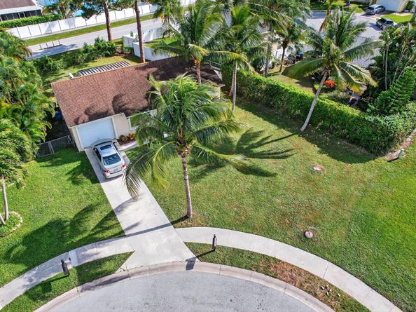 102 Cedar Court, Jupiter FL 33458