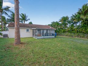 102 Cedar Court, Jupiter FL 33458