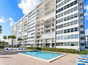 800 SE 20th Avenue 206, Deerfield Beach FL 33441