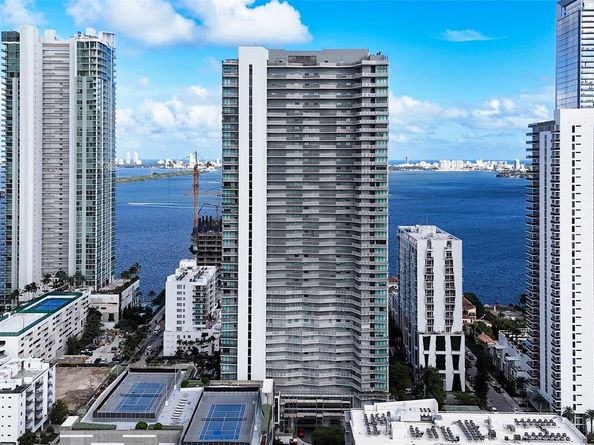 460 NE 28th St 3407, Miami FL 33137