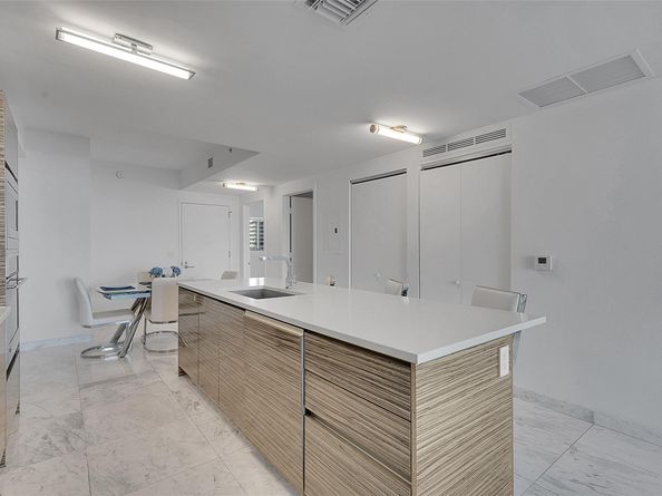 460 NE 28th St 3407, Miami FL 33137