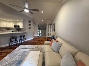 5560 Coach House Cir C, Boca Raton FL 33486