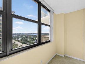 3400 N Ocean Drive 1706, Singer Island FL 33404