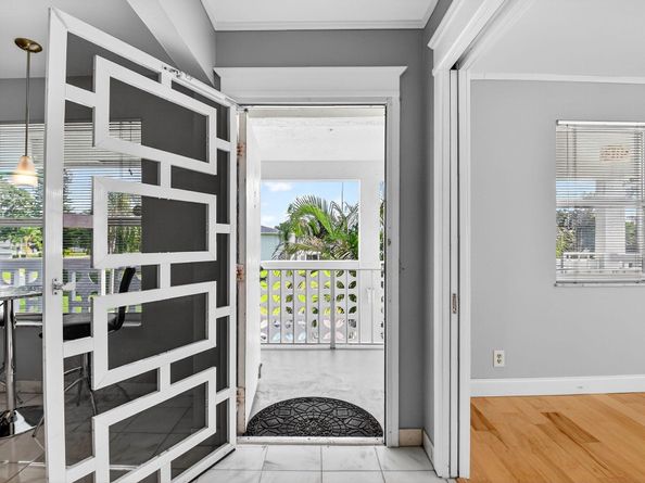 1411 SW 27th Avenue 201, Delray Beach FL 33445