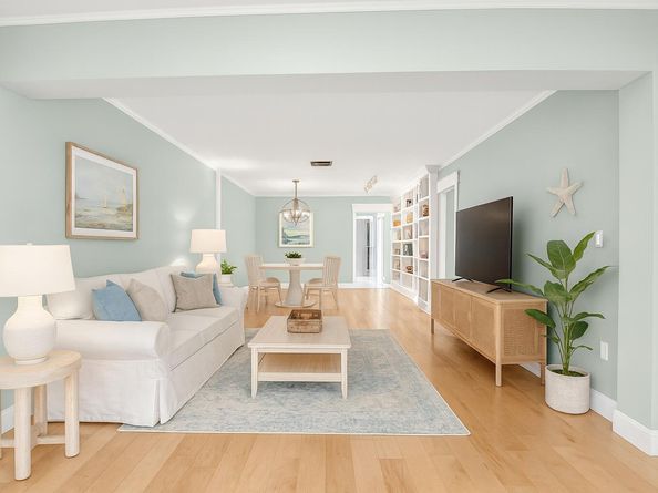 1411 SW 27th Avenue 201, Delray Beach FL 33445