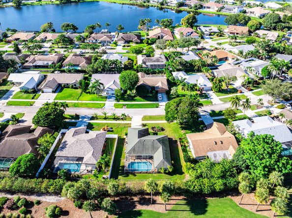 17294 Lake Park Road, Boca Raton FL 33487