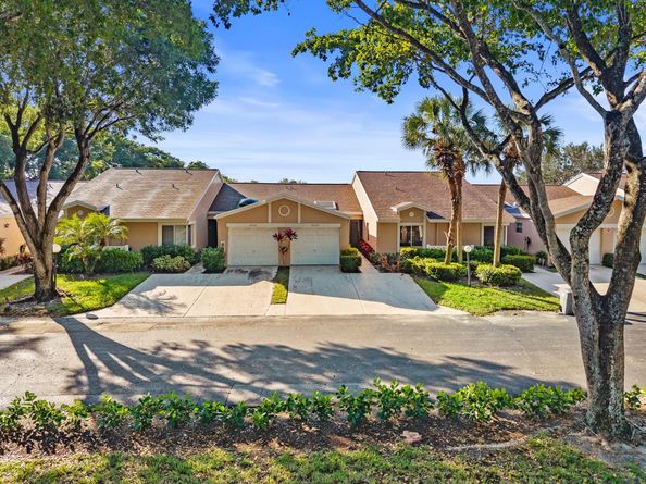 8030 Springside Court D, Boca Raton FL 33496