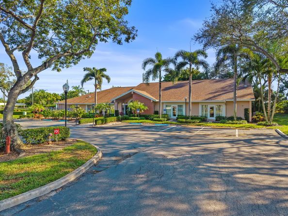 8030 Springside Court D, Boca Raton FL 33496