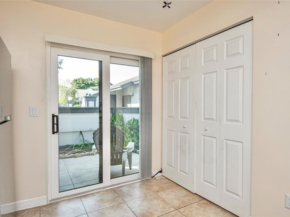 381 Ottawa Ct, Royal Palm Beach FL 33411