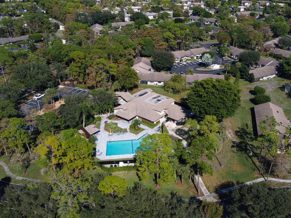 381 Ottawa Ct, Royal Palm Beach FL 33411