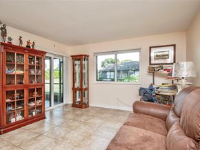 381 Ottawa Ct, Royal Palm Beach FL 33411