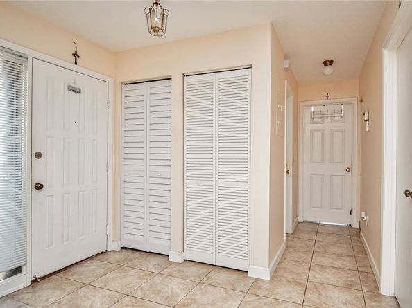 381 Ottawa Ct, Royal Palm Beach FL 33411