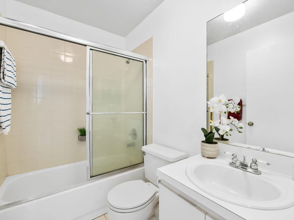 14106 Langley Pl, Davie FL 33325