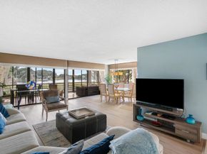 5533 Fairway Park Drive 204, Boynton Beach FL 33437