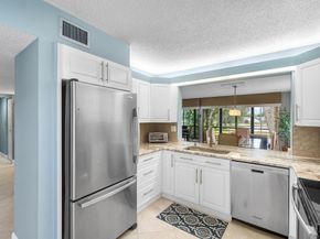 5533 Fairway Park Drive 204, Boynton Beach FL 33437