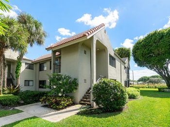 5533 Fairway Park Drive