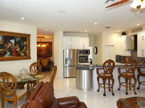 16352 SW 14th St, Pembroke Pines FL 33027