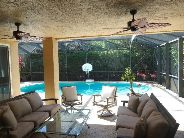 16352 SW 14th St, Pembroke Pines FL 33027