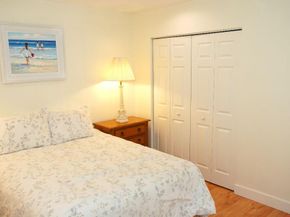 16352 SW 14th St, Pembroke Pines FL 33027