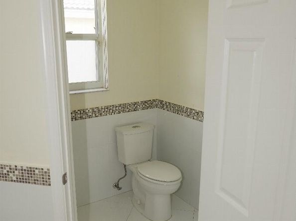 16352 SW 14th St, Pembroke Pines FL 33027