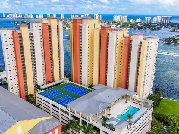 2640 Lake Shore Drive 2008, Riviera Beach FL 33404