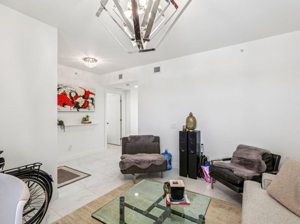 2640 Lake Shore Drive 2008, Riviera Beach FL 33404