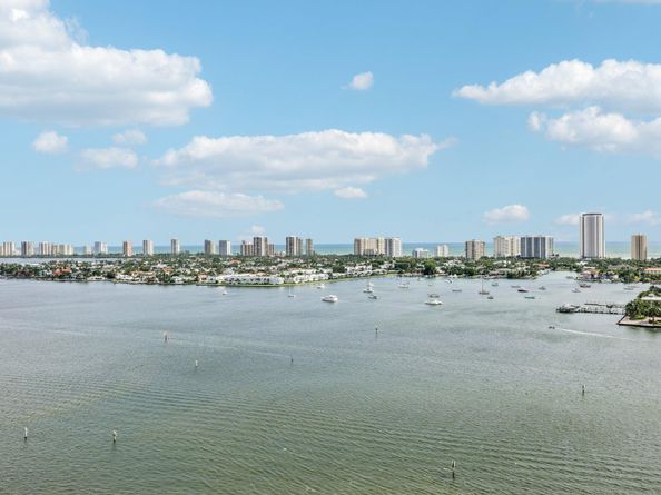 2640 Lake Shore Drive 2008, Riviera Beach FL 33404