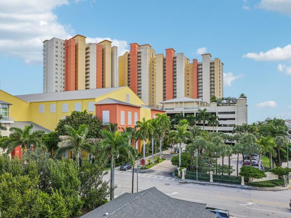 2640 Lake Shore Drive 2008, Riviera Beach FL 33404