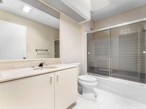 30 Hampshire Lane, Boynton Beach FL 33436
