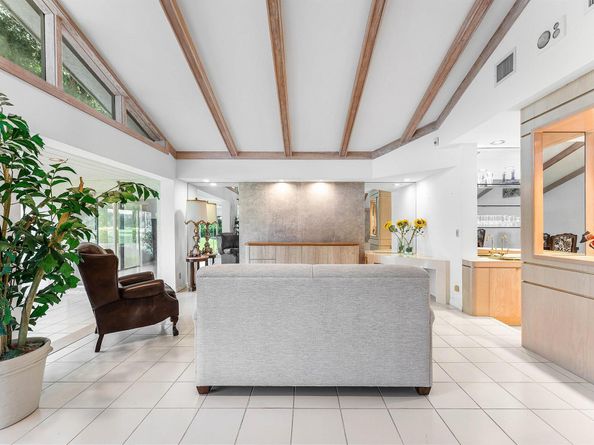 30 Hampshire Lane, Boynton Beach FL 33436