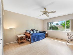 30 Hampshire Lane, Boynton Beach FL 33436