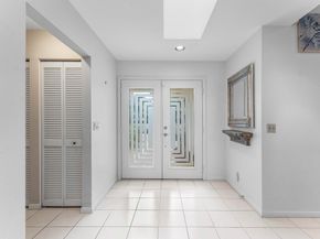 30 Hampshire Lane, Boynton Beach FL 33436