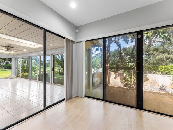 30 Hampshire Lane, Boynton Beach FL 33436