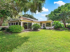 30 Hampshire Lane, Boynton Beach FL 33436