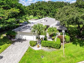 30 Hampshire Lane, Boynton Beach FL 33436