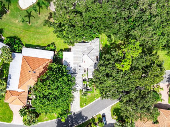 30 Hampshire Lane, Boynton Beach FL 33436