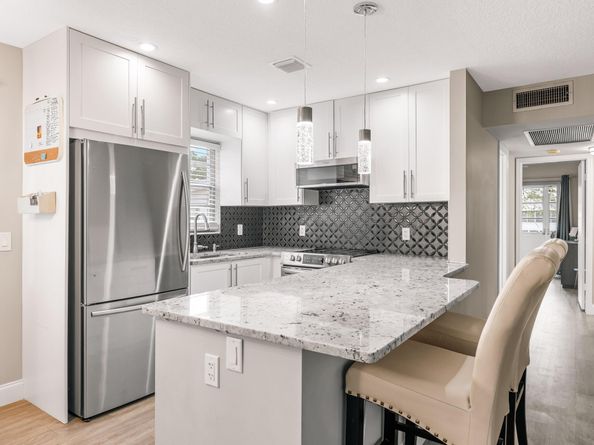 184 Oakridge L 184, Deerfield Beach FL 33442