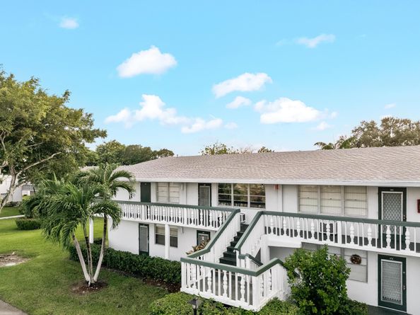 184 Oakridge L 184, Deerfield Beach FL 33442