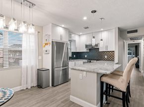 184 Oakridge L 184, Deerfield Beach FL 33442