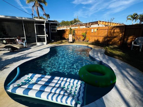 200 NE 56th Street 200, Oakland Park FL 33334