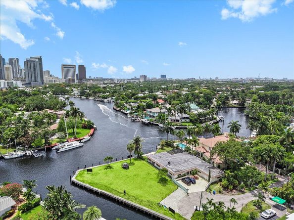 522 SW 9th Terrace, Fort Lauderdale FL 33312