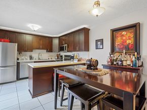 2512 Camelot Ct, Cooper City FL 33026