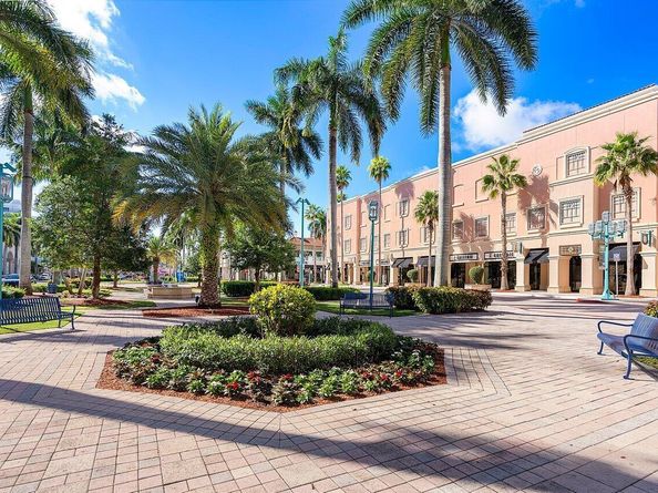 262 NE 24th Court, Boca Raton FL 33431