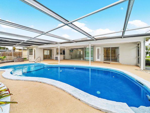 262 NE 24th Court, Boca Raton FL 33431