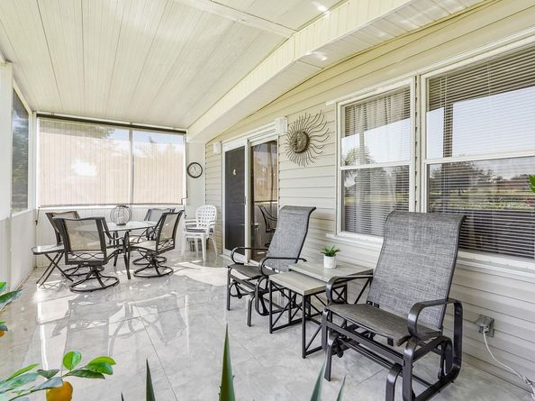 1830 SW 83rd Ave, Davie FL 33324