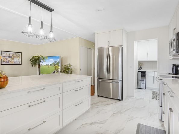 1830 SW 83rd Ave, Davie FL 33324