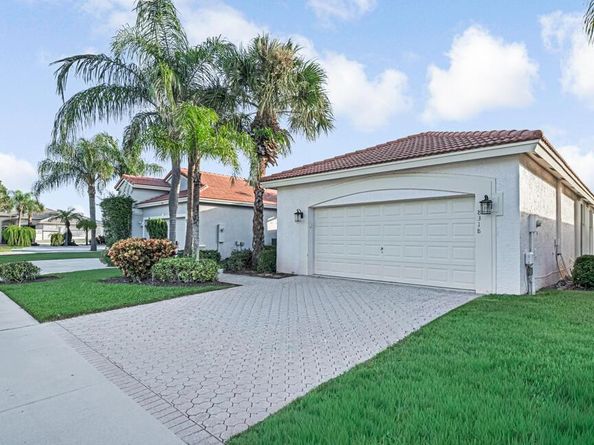 8318 Siciliano Street, Boynton Beach FL 33472