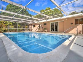 1431 NW 71st Ave, Plantation FL 33313